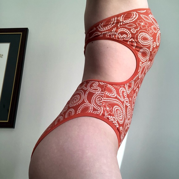 Aerie One Piece Swim - Picture 6 of 13